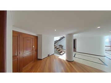 VENDO PENTHOUSE BARRIO SAN PATRICIO