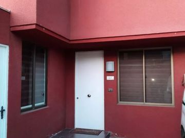 CASA EN CONDOMINIO Y SEGURIDAD 24HR