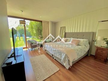 CASA 4 D + ESCRITORIO + SERVICIO CANQUEN