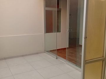 ALQUILER DEPARTAMENTO 4TO PISO URB LA CAPILLLA LA MOLINA