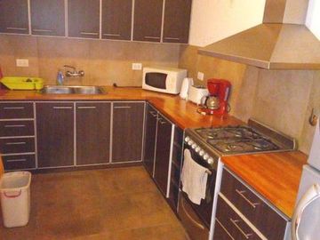 CASA DE 4 DOMITORIOS Y 2 BAÑOS PINAMAR PERMUTA