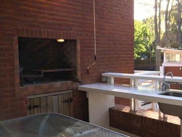 DEPARTAMENTO DE 4 AMBIENTES EN BARRIO CERRADO TERRAZAS AL GOLF