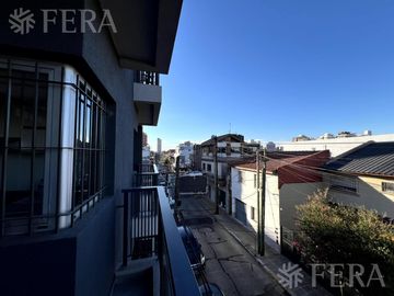 Venta de Departamento  3 ambientes con cochera en Wilde