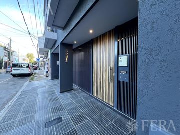 Venta de Departamento  3 ambientes con cochera en Wilde