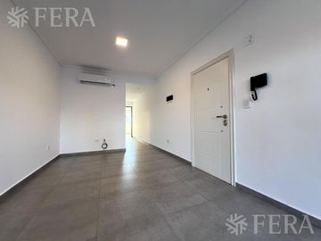 Venta de Departamento  3 ambientes con cochera en Wilde