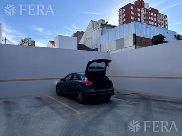 Venta de Departamento  3 ambientes con cochera en Wilde