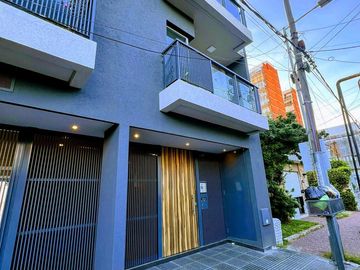 Venta de Departamento  3 ambientes con cochera en Wilde