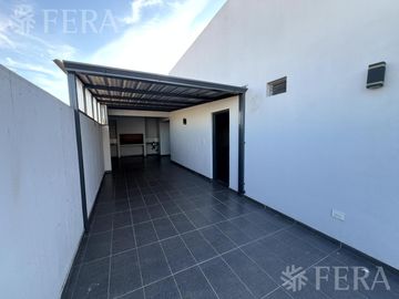 Venta de Departamento  3 ambientes con cochera en Wilde