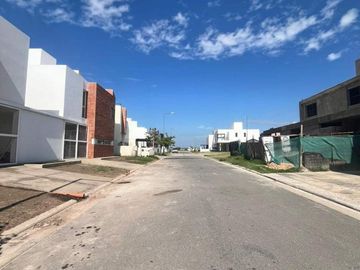 VENTA HERMOSOS DUPLEX DE 3 DORM - LOMAS DE MANANTIALES