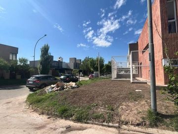 VENTA HERMOSOS DUPLEX DE 3 DORM - LOMAS DE MANANTIALES