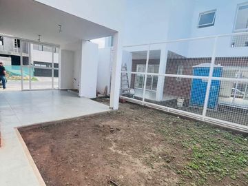 VENTA HERMOSOS DUPLEX DE 3 DORM - LOMAS DE MANANTIALES