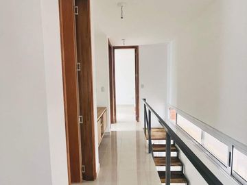 VENTA HERMOSOS DUPLEX DE 3 DORM - LOMAS DE MANANTIALES