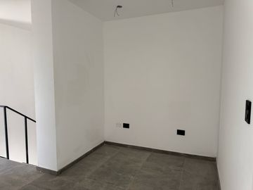 Venta  de Duplex - Distrito Sur - 3 Dormitorios Seguridad