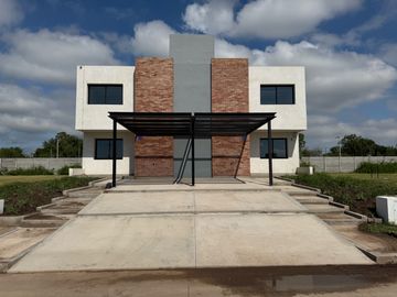 Venta  de Duplex - Distrito Sur - 3 Dormitorios Seguridad