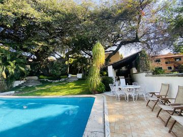 Casa Comercial en Lomas de Atzingo, Cuernavaca, Morelos CAEN-1098-Cc