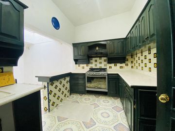 Casa Comercial en Lomas de Atzingo, Cuernavaca, Morelos CAEN-1098-Cc