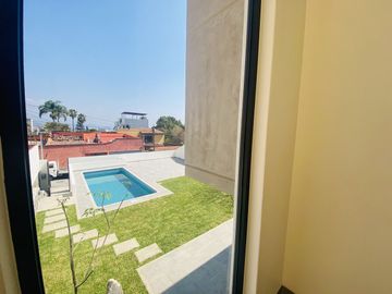 Casa en Fraccionamiento en Lomas de Tetela, Cuernavaca, Morelos CAEN-1097-Fr