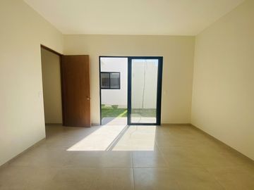 Casa en Fraccionamiento en Lomas de Tetela, Cuernavaca, Morelos CAEN-1097-Fr