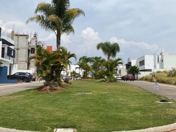 Casa en Fraccionamiento en Lomas de Ahuatlán, Cuernavaca, Morelos CAEN-1099-Fr