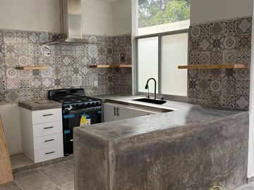 Casa en Fraccionamiento en Lomas de Ahuatlán, Cuernavaca, Morelos CAEN-1099-Fr