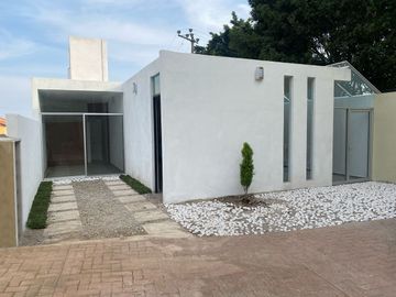Casa en Fraccionamiento en Lomas de Ahuatlán, Cuernavaca, Morelos CAEN-1099-Fr