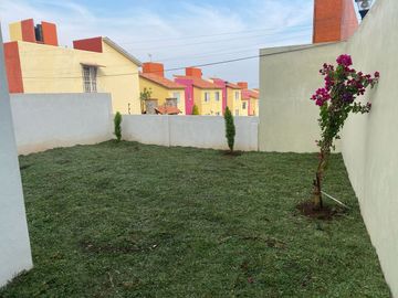 Casa en Fraccionamiento en Lomas de Ahuatlán, Cuernavaca, Morelos CAEN-1099-Fr