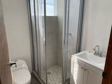 Casa en Fraccionamiento en Lomas de Ahuatlán, Cuernavaca, Morelos CAEN-1099-Fr