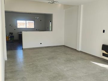 VENTA  - CASA EN EZEIZA-APTO CRÉDITO
