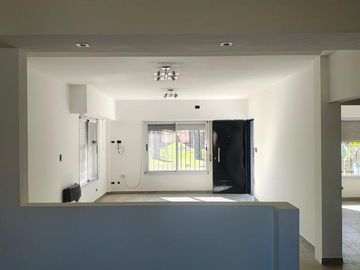 VENTA  - CASA EN EZEIZA-APTO CRÉDITO