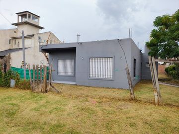 VENTA  - CASA EN EZEIZA-APTO CRÉDITO