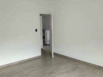 VENTA  - CASA EN EZEIZA-APTO CRÉDITO