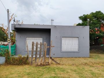 VENTA  - CASA EN EZEIZA-APTO CRÉDITO