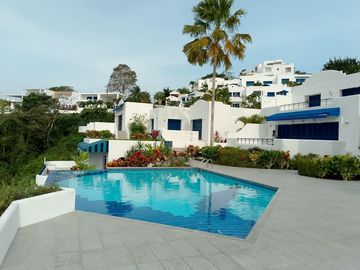 ESPECTACULAR CASA DE VENTA EN CASABLANCA SE AUTO PAGA SOLA FINANCIAMIENTO  GENERA UNA RENTABILIDAD ANUAL DE $ 12.000 AL AÑO .