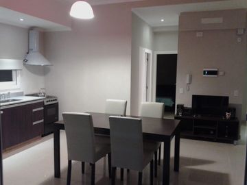 DEPARTAMENTO DE 2 DORMITORIOS Y 2 BAÑOS SALIDA DIRECTA AL MAR