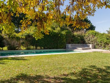 VENDE, CASA, COUNTRY LOS OMBUES A ESTRENAR, HUDSON