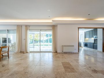 VENDE, CASA, COUNTRY LOS OMBUES A ESTRENAR, HUDSON
