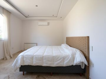 VENDE, CASA, COUNTRY LOS OMBUES A ESTRENAR, HUDSON