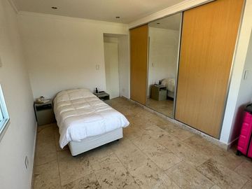 VENDE, CASA, COUNTRY LOS OMBUES A ESTRENAR, HUDSON