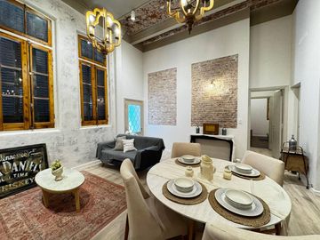 Venta - Casa al frente en ph de tres dormitorios con patio en Echesortu, Rosario