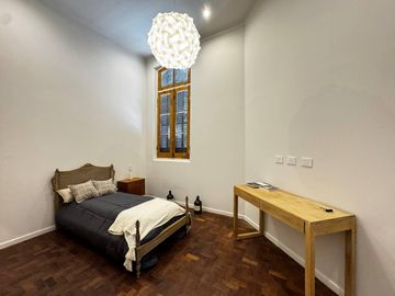 Venta - Casa al frente en ph de tres dormitorios con patio en Echesortu, Rosario