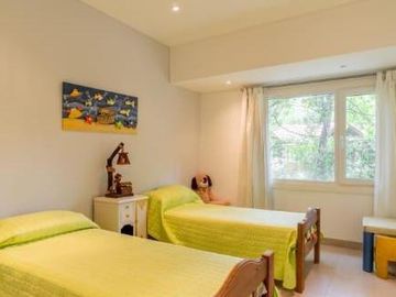 Casa en  CARILO PISCINA CLIMATIZADA