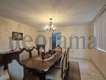 Casa en Venta en Fuentes del Valle, San Pedro Garza Garcia