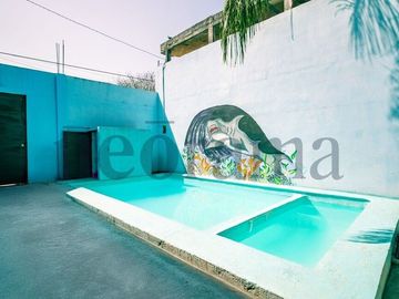 Quinta con Salón de fiestas en Col Niños Heroes, Guadalupe N.L
