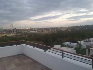 CASA EN VENTA CALLE JOSÉ HENRY VILLA BELGRANO ZONA NORTE