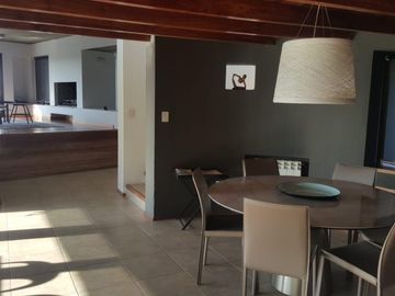 CASA EN VENTA CALLE JOSÉ HENRY VILLA BELGRANO ZONA NORTE