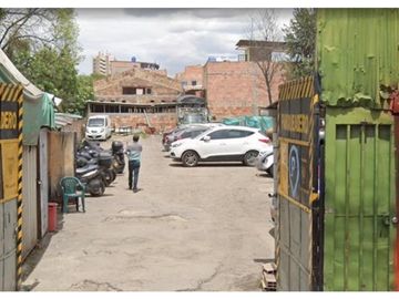 CASA LOTE EN VENTA, ENGATIVA