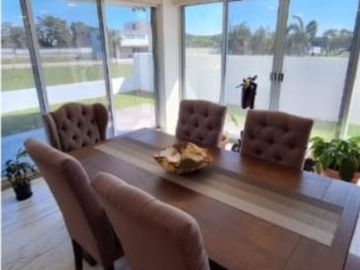 Casa en VENTA muy amplia fraccionamiento Río del Dorado