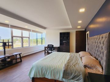 Casa en VENTA muy amplia fraccionamiento Río del Dorado