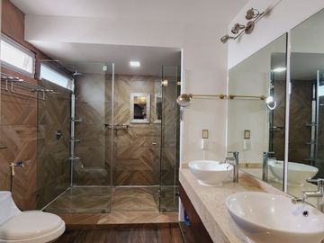 Casa en VENTA muy amplia fraccionamiento Río del Dorado