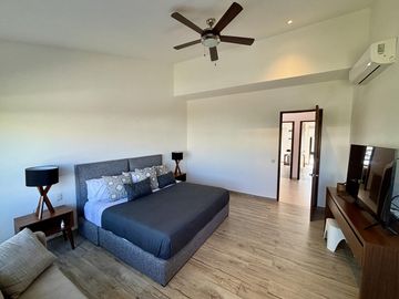 Casa en Venta de 4 recamaras con alberca privada en Campo de Golf El Tigre en Riviera Nayarit